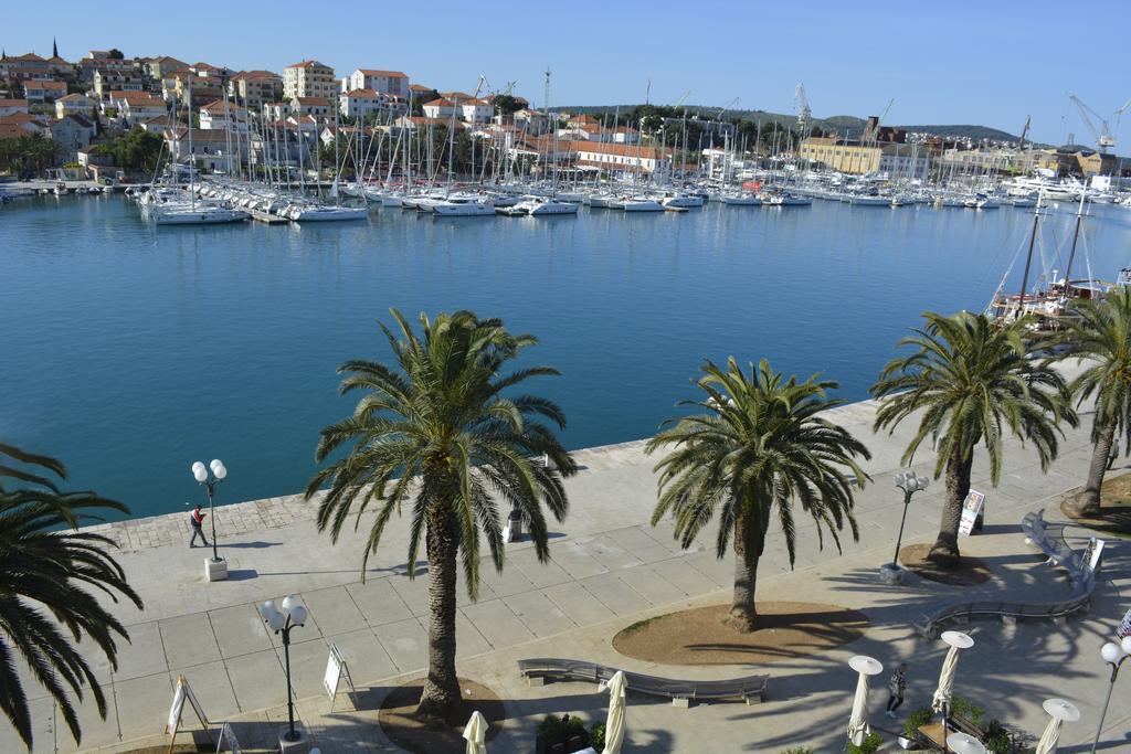 XII Century Heritage Hotel Trogir Dış mekan fotoğraf
