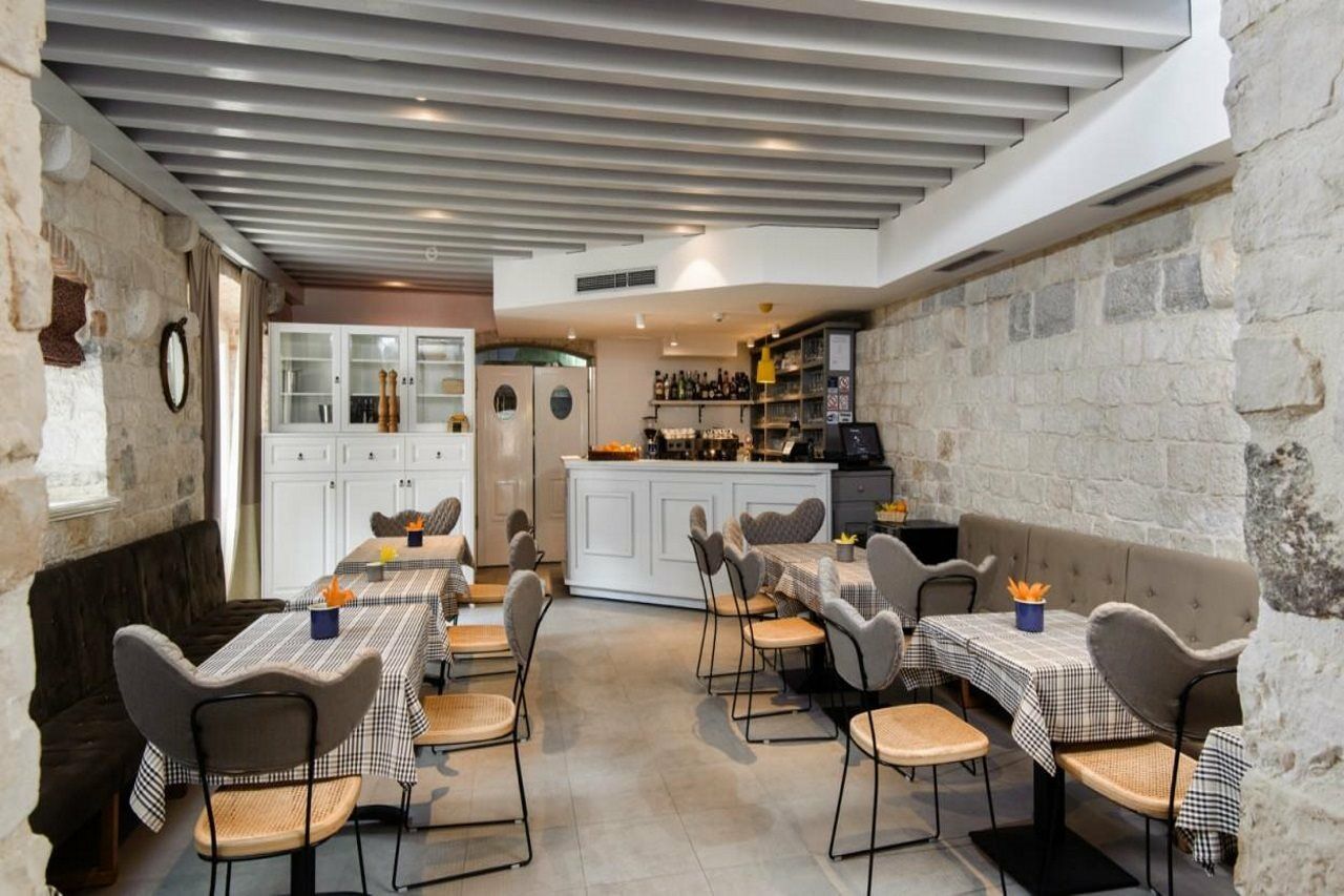 XII Century Heritage Hotel Trogir Dış mekan fotoğraf